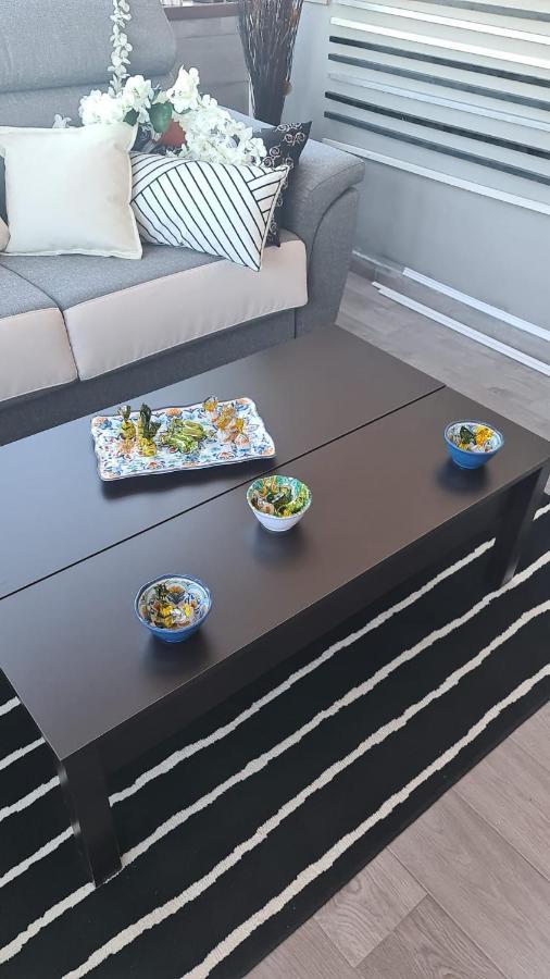 הוילה נאפולי La Terrazza Nel Centro מראה חיצוני תמונה