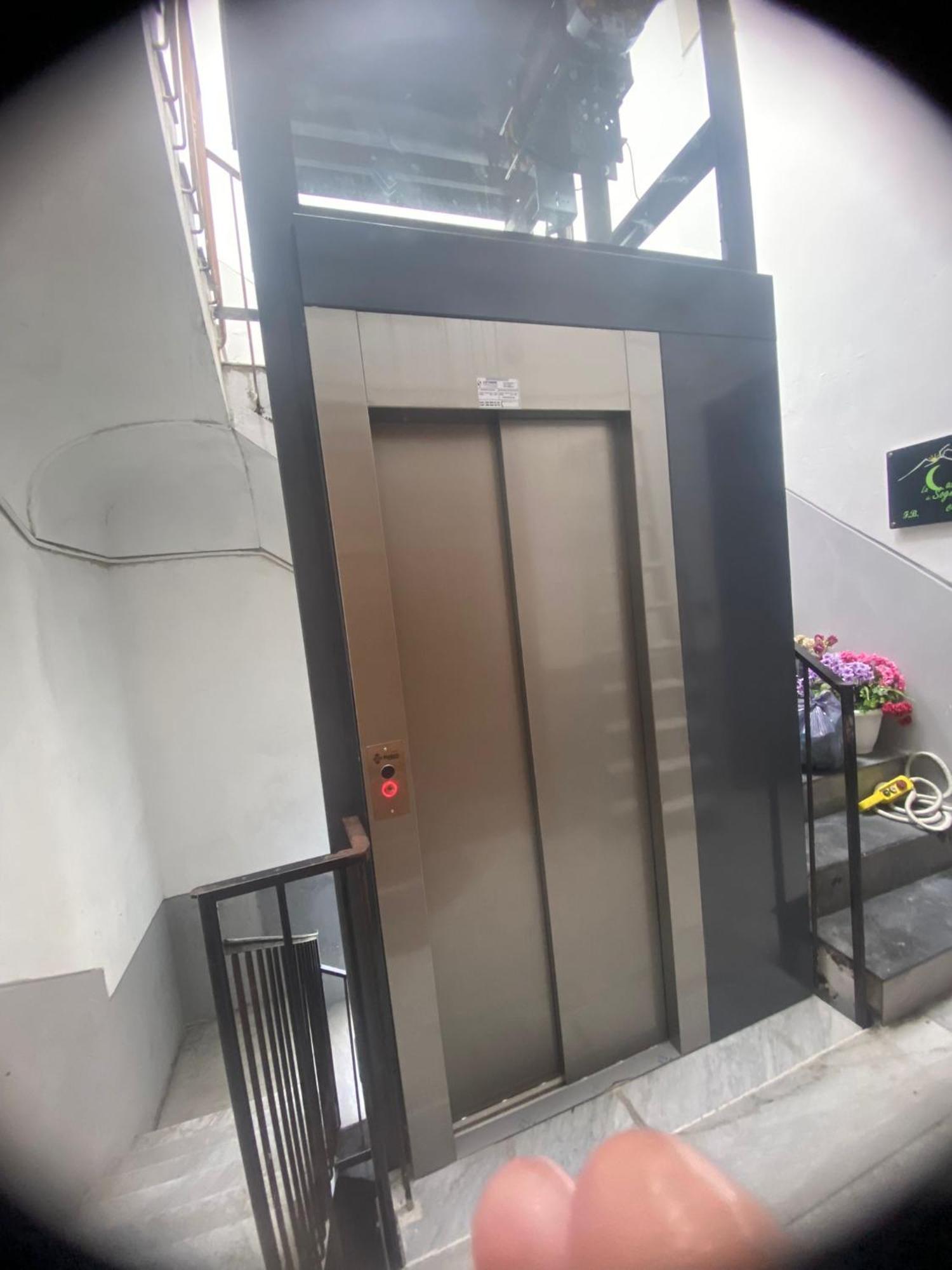 הוילה נאפולי La Terrazza Nel Centro מראה חיצוני תמונה